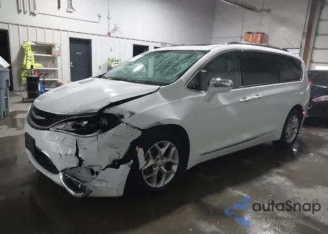 2019 Chrysler Pacifica Limited from USA, damaged, VIN 2C4RC1GG5KR731698